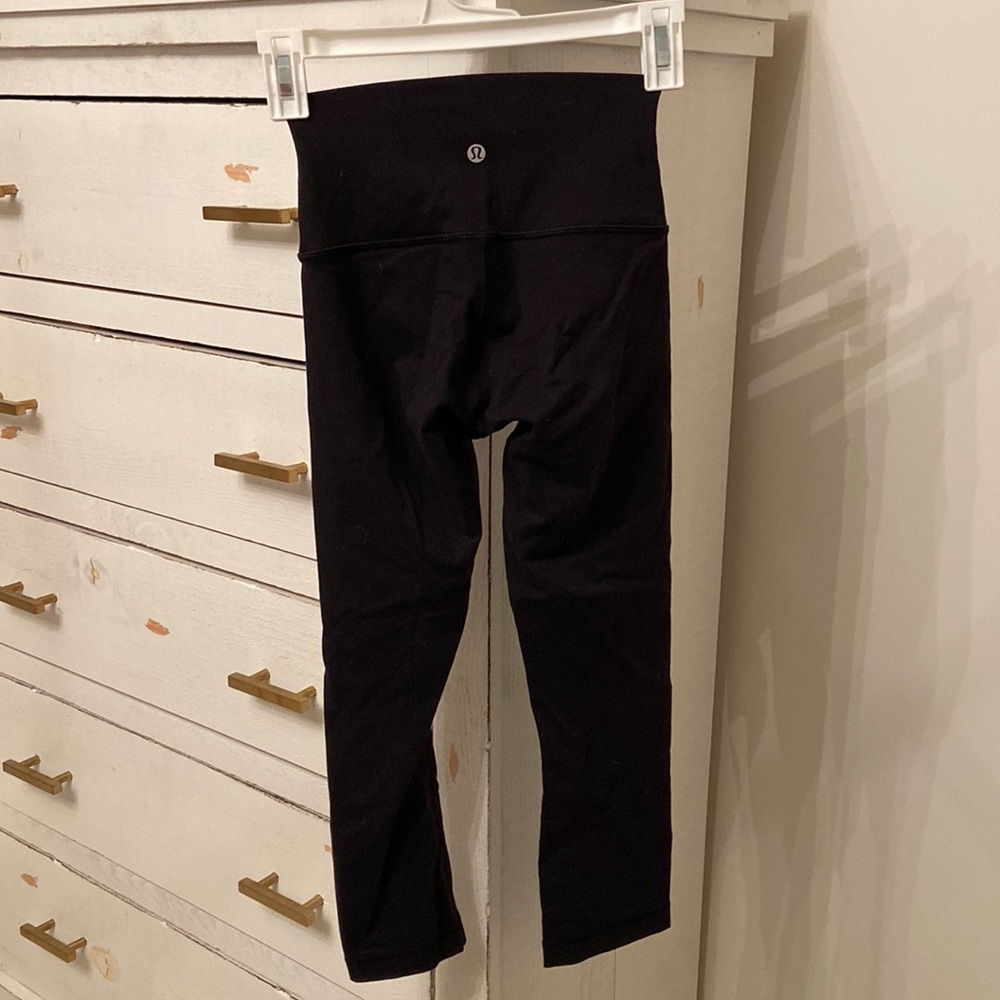 BLACK LULU LEMON LEGGINGS
